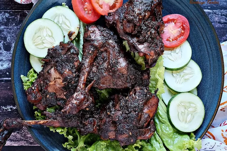 Rahasia Lezat Ayam Hitam Madura: Resep Sederhana!