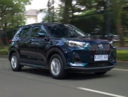 Pilihan Mobil Hybrid Rp 200 Jutaan di IIMS 2026, Irit Tanpa Takut Colokan