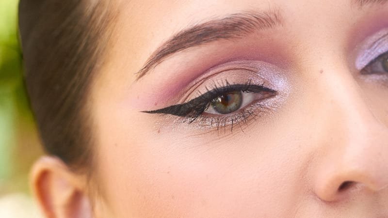 Soft Pink Makeup