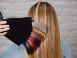 Pilihan warna rambut personal color yang bikin penampilan makin standout