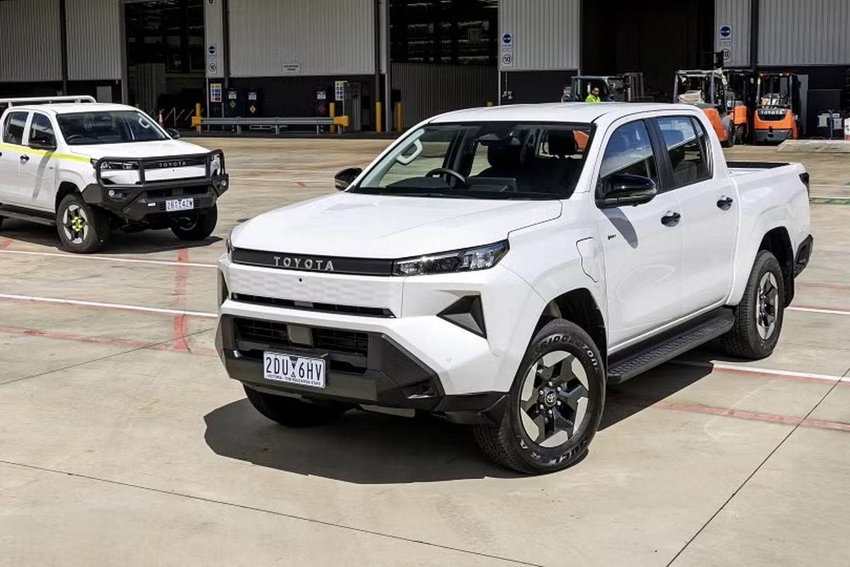 Toyota Hilux BEV
