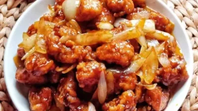 Resep Ayam Goreng Mentega yang Gurih dan Praktis, Menu Makan Siang Favorit Keluarga